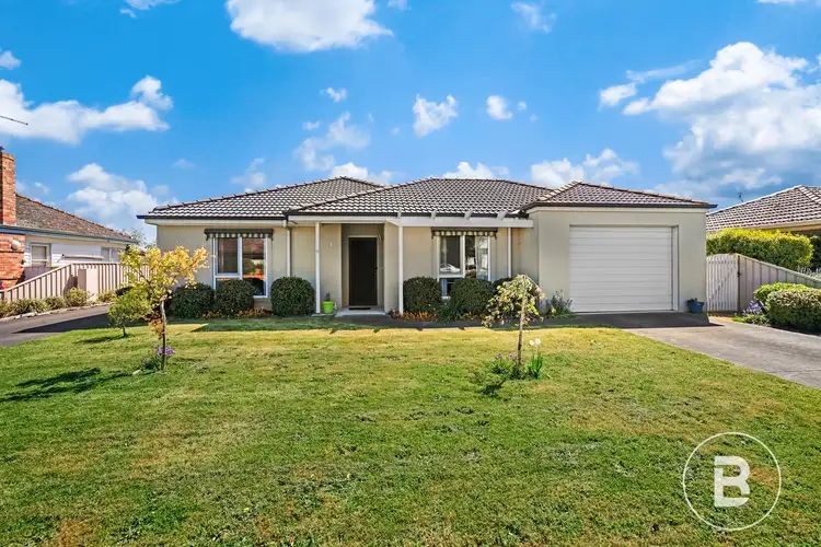1/11 Lake Street, Wendouree VIC 3355