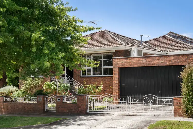 Main view of Homely unit listing, 4/102 Broughton Road, Surrey Hills VIC 3127