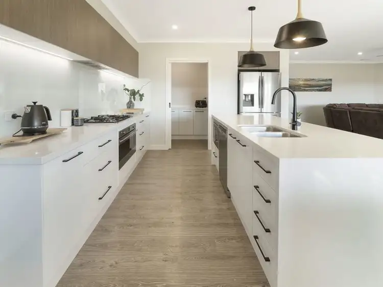 Fourth view of Homely house listing, 9 Jenny Court, Mansfield VIC 3722