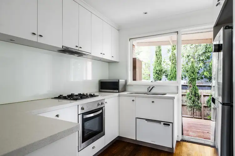 Fourth view of Homely apartment listing, 2/7 Lyndhurst Crescent, Hawthorn VIC 3122