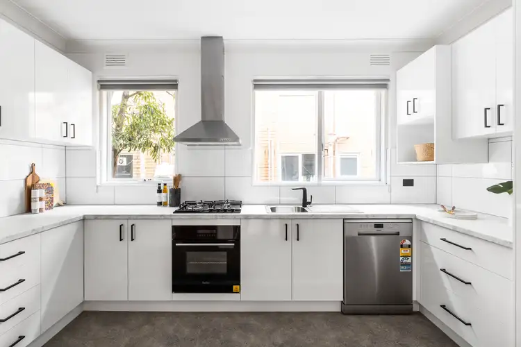 Second view of Homely apartment listing, 3/199 Auburn Road, Hawthorn VIC 3122