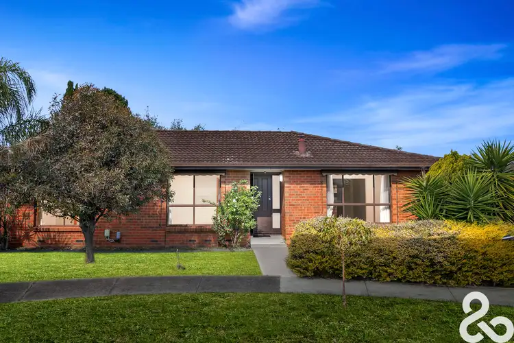 4 Forbes Court, Mill Park VIC 3082