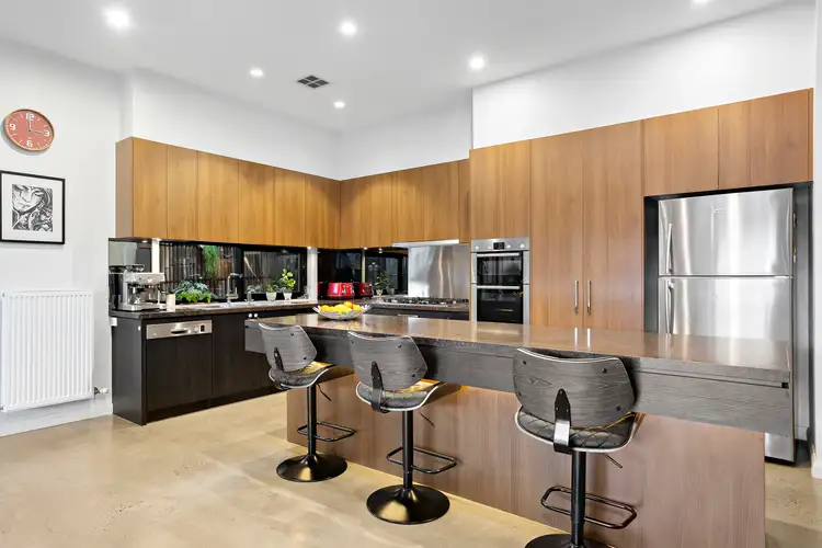 Sixth view of Homely townhouse listing, 6A Ashmore Avenue, Mordialloc VIC 3195