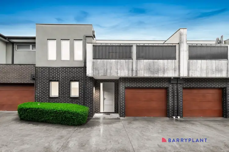 Main view of Homely townhouse listing, 2/639 Mountain Highway, Bayswater VIC 3153