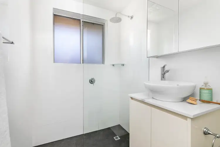 Sixth view of Homely unit listing, 11/45 Dee Why Parade, Dee Why NSW 2099