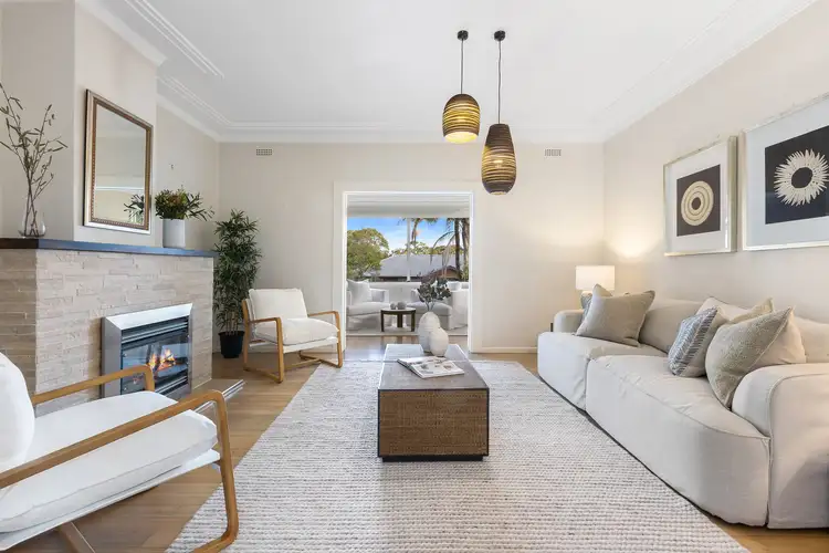 48A Kingslangley Road, Greenwich NSW 2065