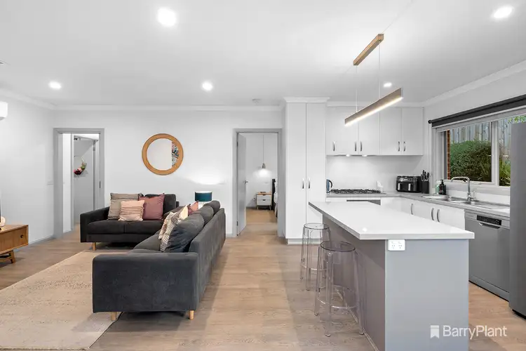 Fifth view of Homely house listing, 2/33 Winnetka Drive, Lilydale VIC 3140
