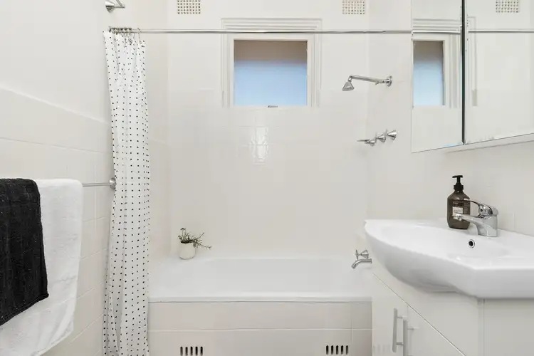 Fourth view of Homely apartment listing, 13/11 Rickard Street, Balgowlah NSW 2093