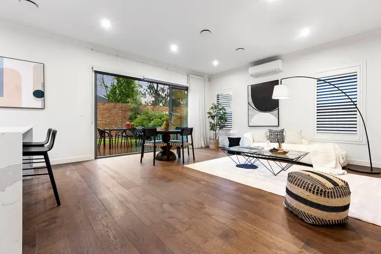 Fourth view of Homely townhouse listing, 2/10 Yarrabee Court, Mount Waverley VIC 3149