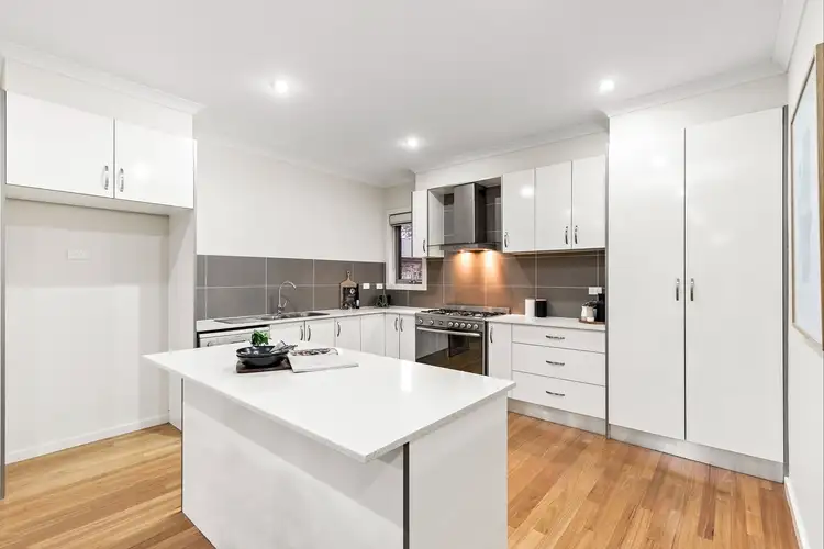 Second view of Homely unit listing, 3/3 Chris Court, Oak Park VIC 3046