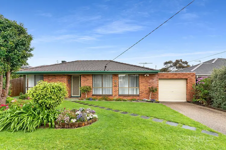 8 Lombardy Avenue, Dromana VIC 3936