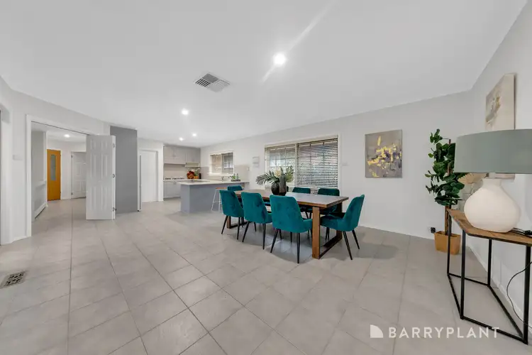 Fifth view of Homely house listing, 27 Arthur Phillip Way, Mill Park VIC 3082