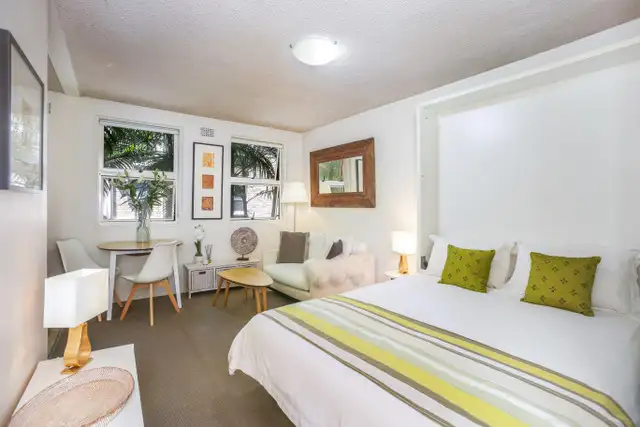 18/54a Hopewell Street