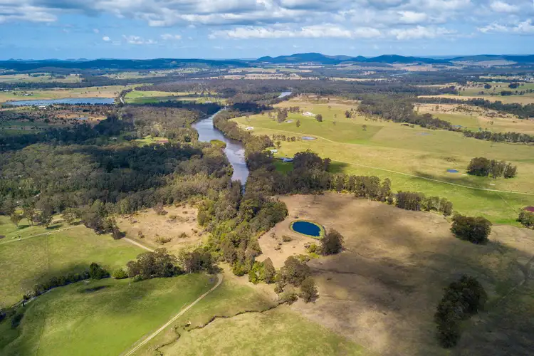 315 Warraba Road, Stroud NSW 2425