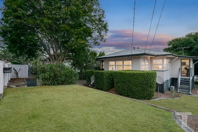 121 Layard Street, Holland Park QLD 4121