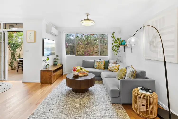 Third view of Homely apartment listing, 4/5 Highview Avenue, Neutral Bay NSW 2089
