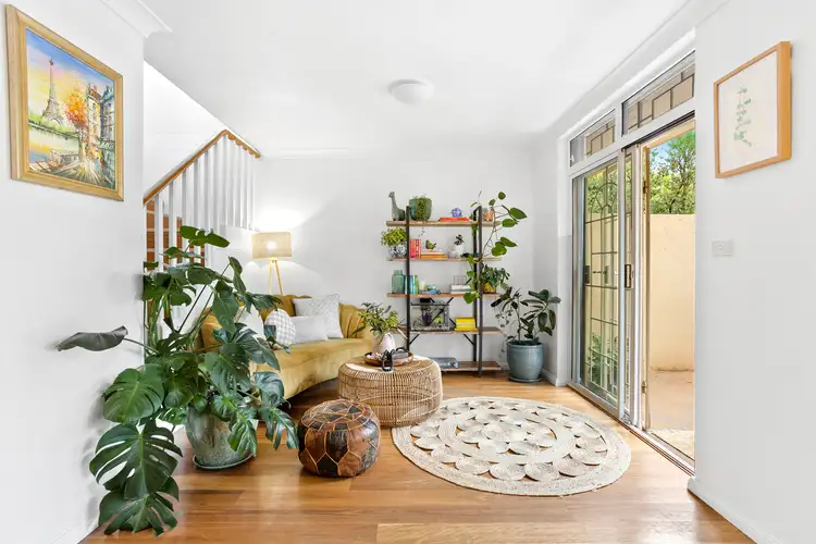 Sixth view of Homely apartment listing, 4/5 Highview Avenue, Neutral Bay NSW 2089