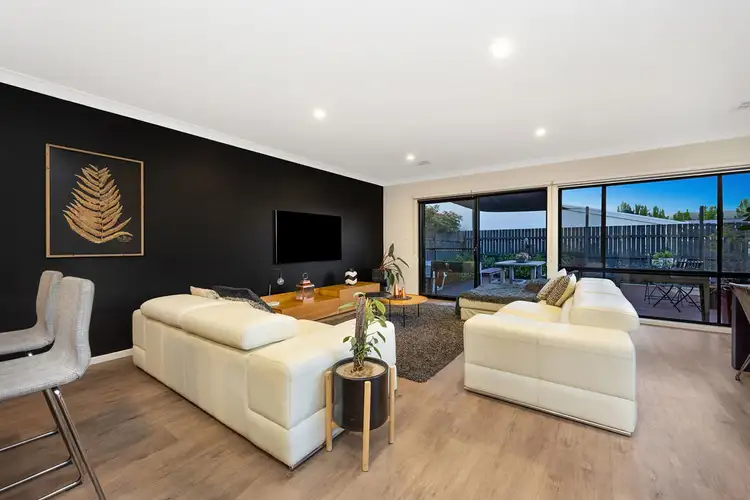7/1 Ronald Walker Street, Casey ACT 2913