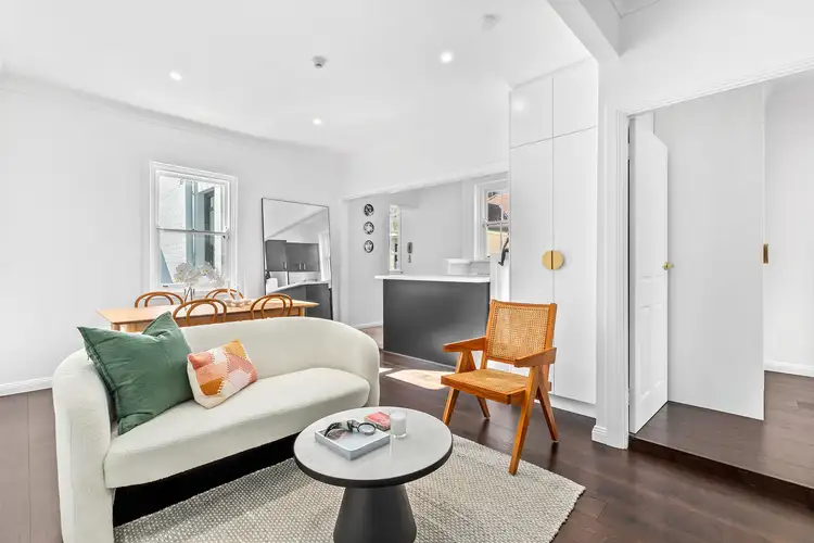 Third view of Homely apartment listing, 4/114 Victoria Street, Potts Point NSW 2011