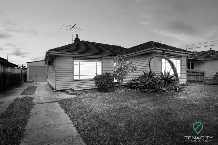 11 Bradley Street, Sunshine North VIC 3020