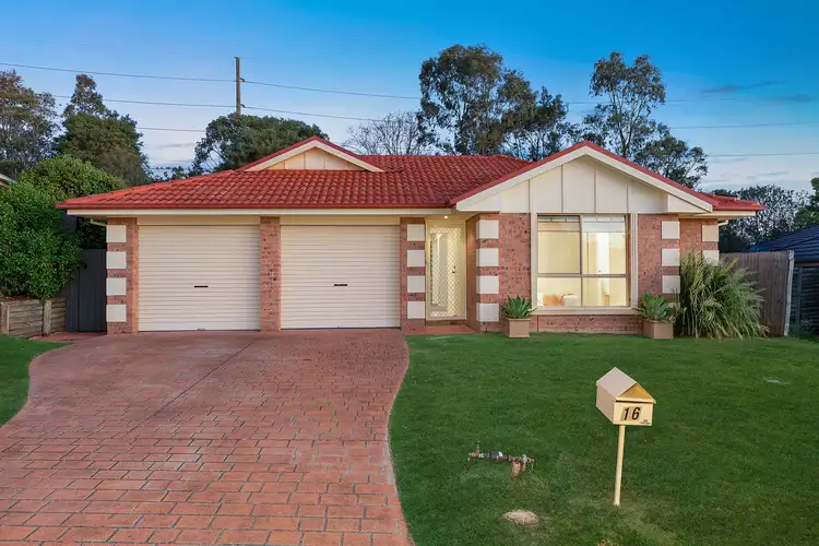 16 Imlay Street, Woongarrah NSW 2259