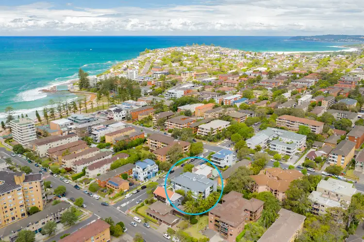 Third view of Homely apartment listing, 4/20 Clyde Road, Dee Why NSW 2099