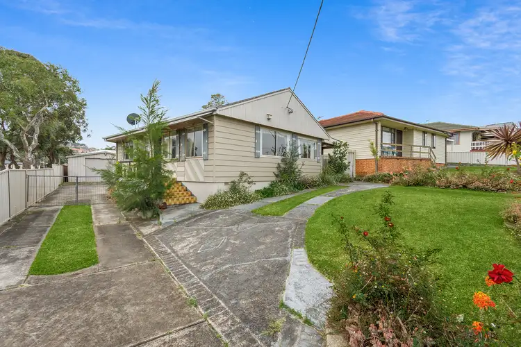 426 Northcliffe Drive, Berkeley NSW 2506