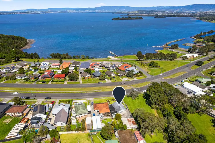 Second view of Homely house listing, 426 Northcliffe Drive, Berkeley NSW 2506