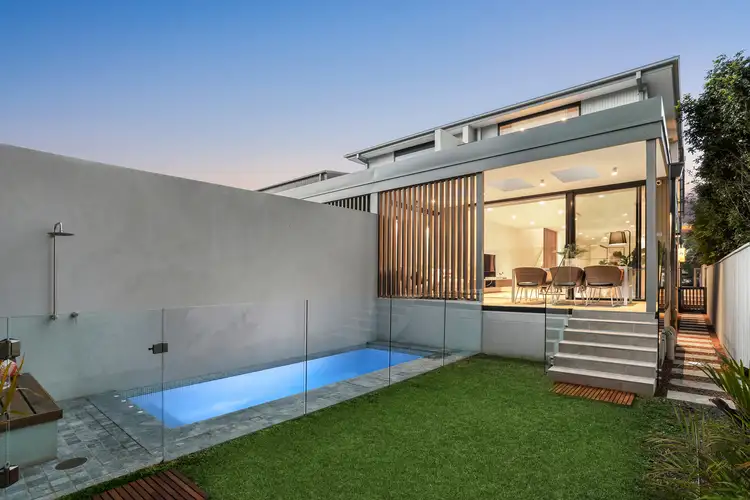 15B Murriverie Road