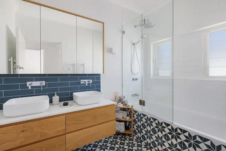 Sixth view of Homely apartment listing, 2/17 McDonald Street, Freshwater NSW 2096