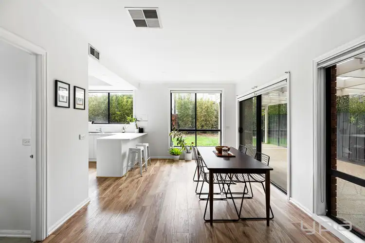 Fifth view of Homely house listing, 8 Alesia Court, Werribee VIC 3030
