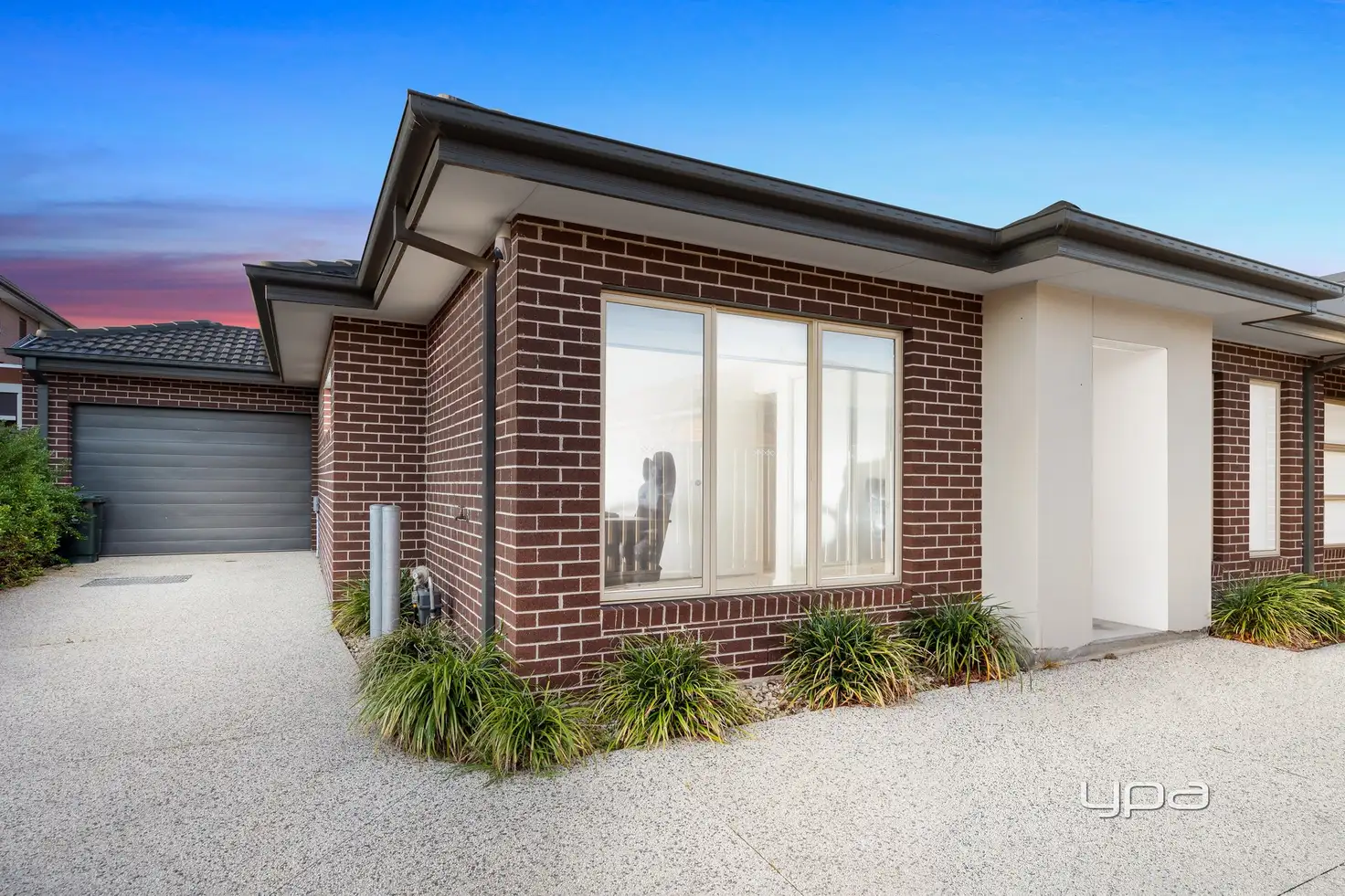 Main view of Homely unit listing, 2/6 Gloucester Court, Sydenham VIC 3037