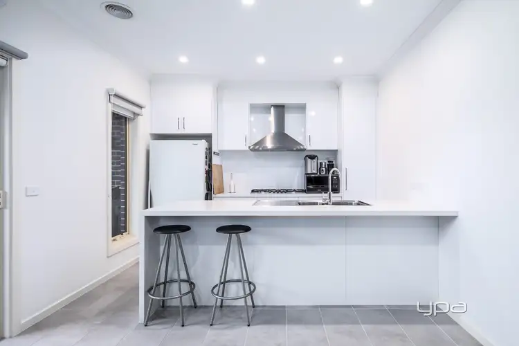 Third view of Homely unit listing, 2/6 Gloucester Court, Sydenham VIC 3037