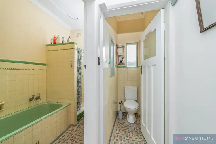 Fifth view of Homely apartment listing, 4/56 Hilltop Crescent, Fairlight NSW 2094