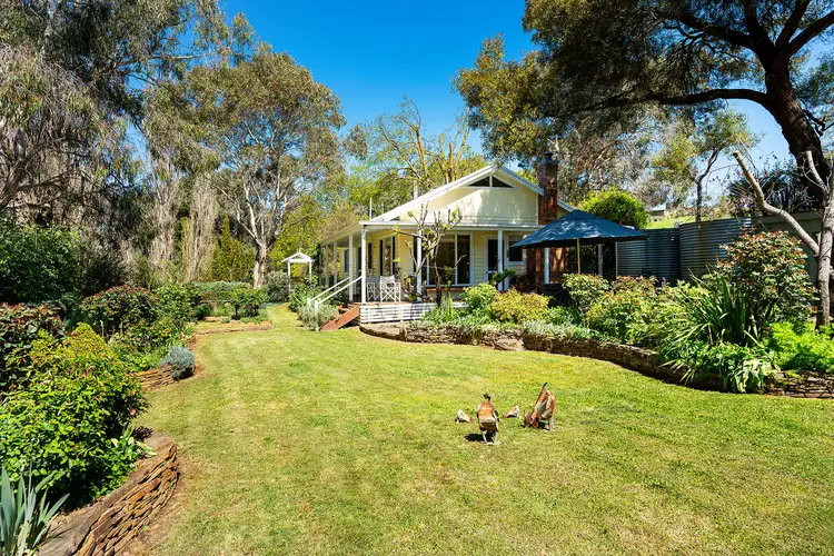 29 Burgoyne Street, Vaughan VIC 3451