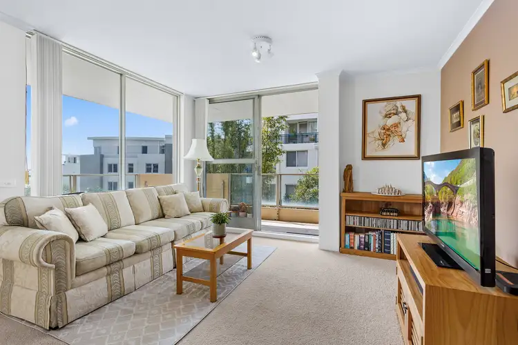 Main view of Homely apartment listing, 6/11-15 Ocean Street, Wollongong NSW 2500