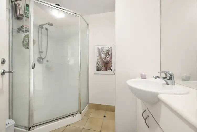 Sixth view of Homely apartment listing, 5609/570 Lygon Street, Carlton VIC 3053