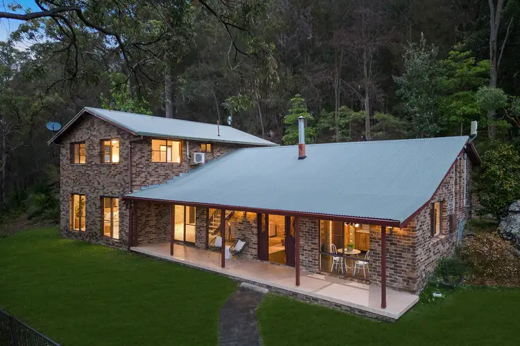 37 Sandstone Crescent