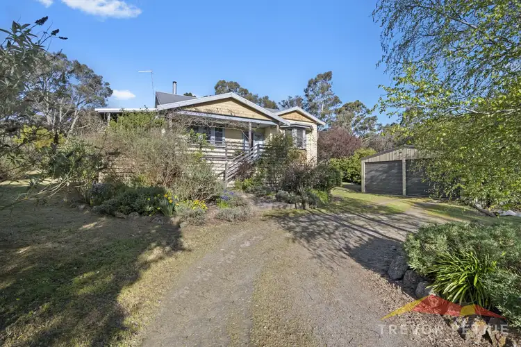 17 Olinda Street, Beaufort VIC 3373