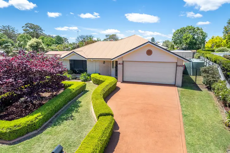 6 Throwleigh Close, Rangeville QLD 4350