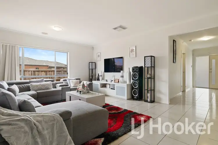 Second view of Homely house listing, 47 Basinview Drive, Tarneit VIC 3029