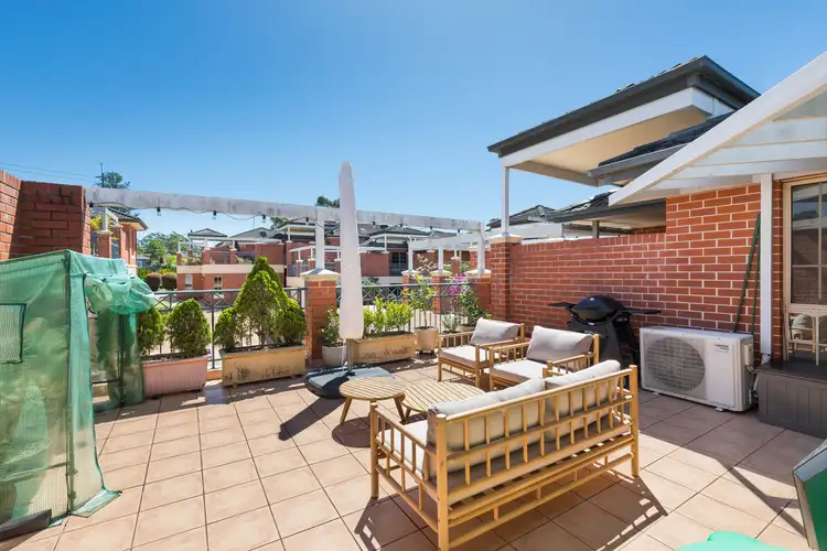 Main view of Homely unit listing, 17/34 Hotham Road, Gymea NSW 2227