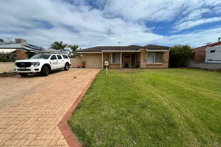 6 Dunham Retreat, Waikiki WA 6169