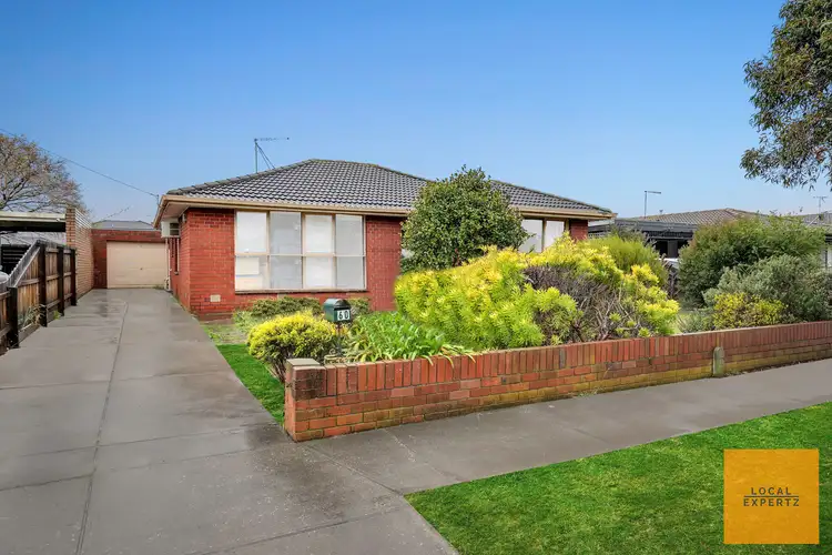 60 First Avenue, Melton South VIC 3338