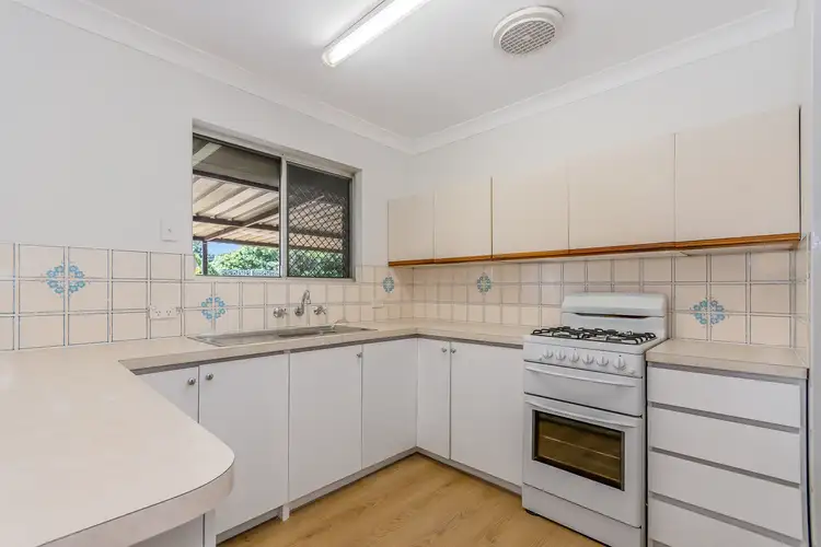 Fourth view of Homely house listing, 9 Cressida Way, Camillo WA 6111
