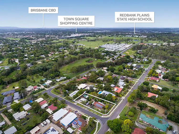 25 Shanahan Parade, Redbank Plains QLD 4301