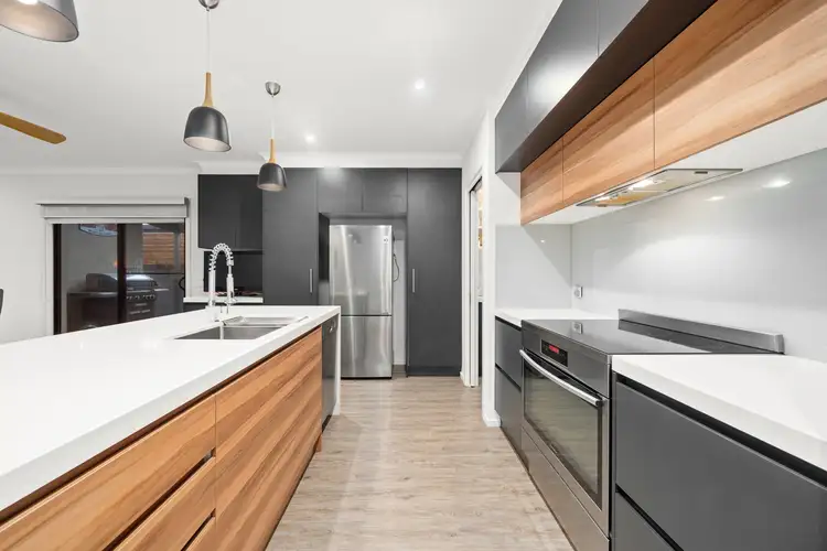 Sixth view of Homely house listing, 14 Barton Place, Traralgon VIC 3844