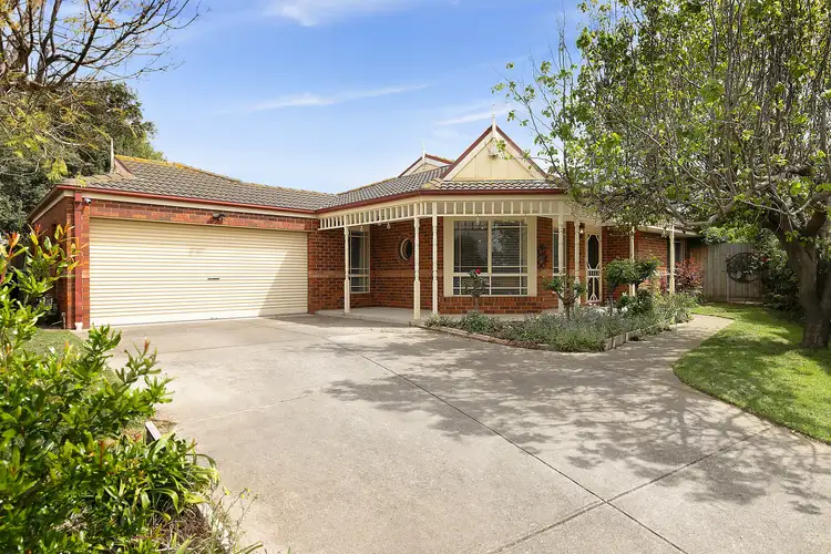 15 Woodvale Court, Bell Park VIC 3215