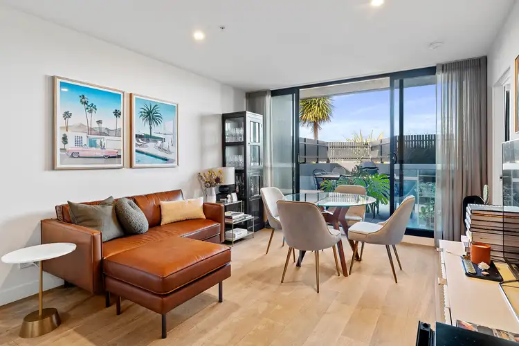 303/80 Carlisle Street, St Kilda VIC 3182