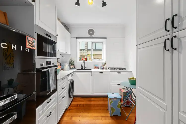 Fifth view of Homely apartment listing, 2/176 Inkerman Street, St Kilda East VIC 3183
